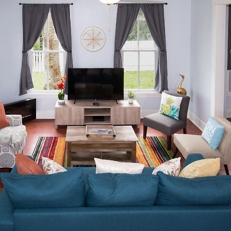 Villa Beautiful Two-Story In Central Galveston, Short Walk To Beach, Near Downtown! | Seas The Breeze Extérieur photo