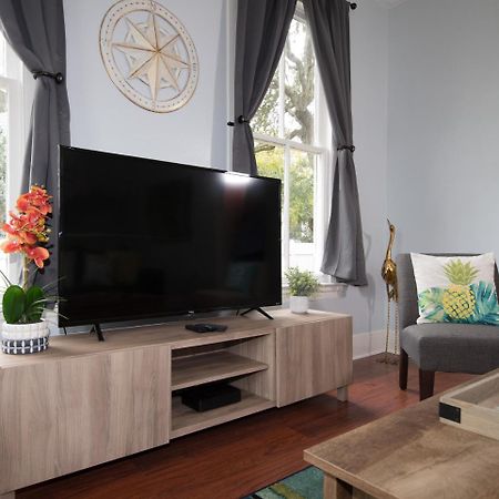 Villa Beautiful Two-Story In Central Galveston, Short Walk To Beach, Near Downtown! | Seas The Breeze Extérieur photo
