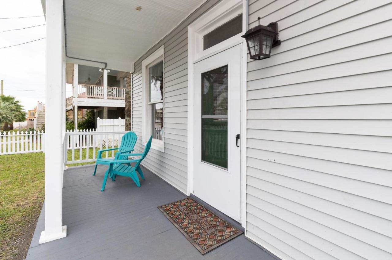 Villa Beautiful Two-Story In Central Galveston, Short Walk To Beach, Near Downtown! | Seas The Breeze Extérieur photo