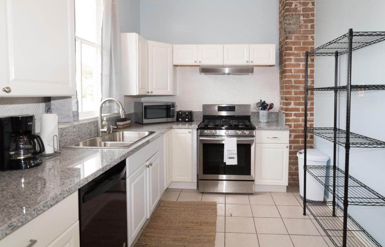 Villa Beautiful Two-Story In Central Galveston, Short Walk To Beach, Near Downtown! | Seas The Breeze Extérieur photo