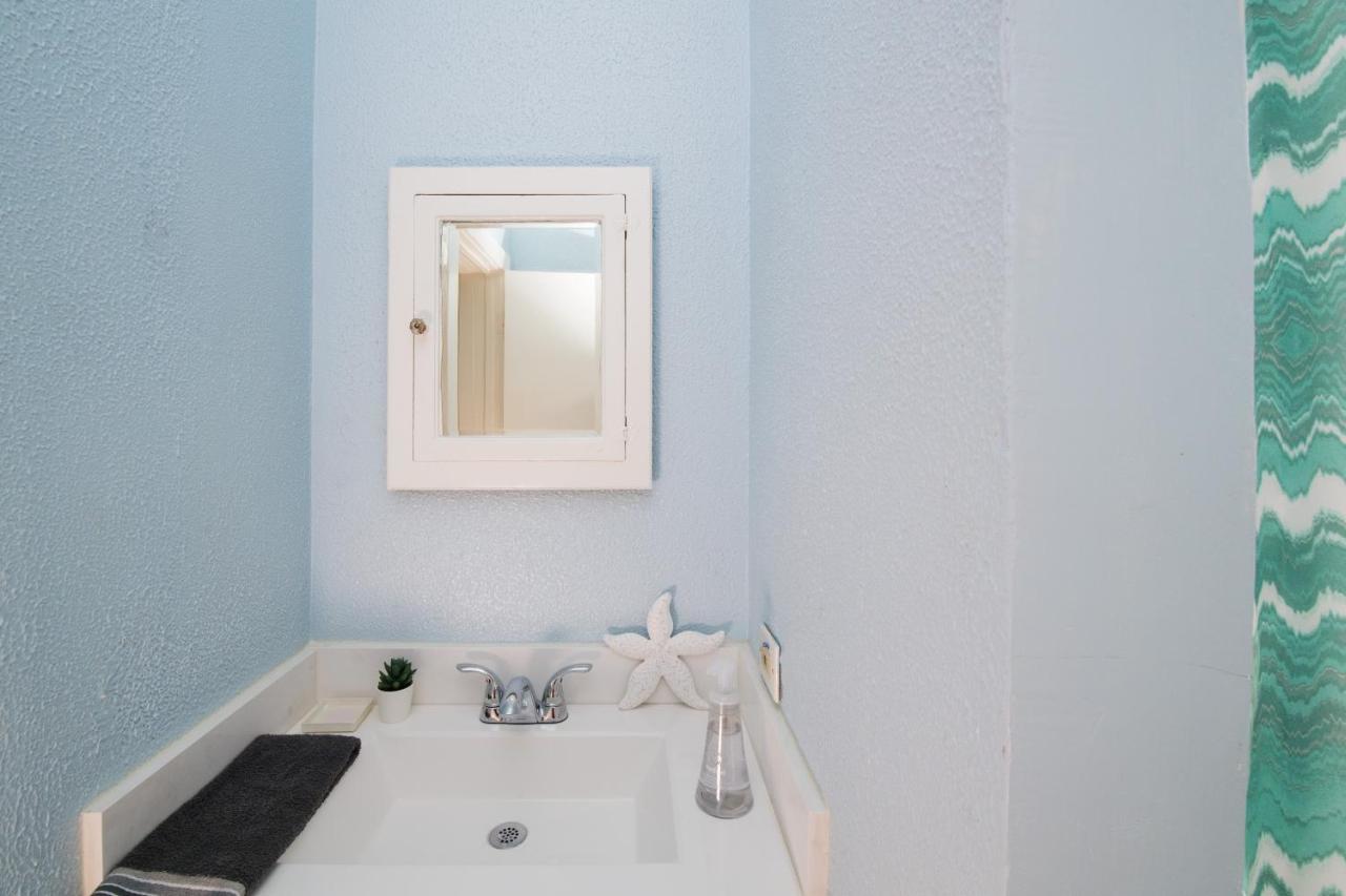 Villa Beautiful Two-Story In Central Galveston, Short Walk To Beach, Near Downtown! | Seas The Breeze Extérieur photo
